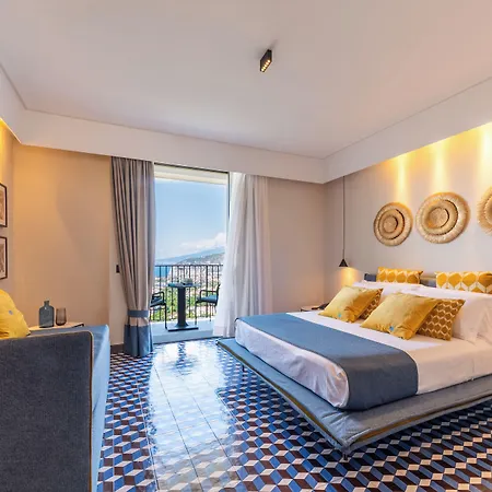 Gargiulo Resort 3*