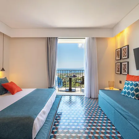 منتجع Gargiulo 3*